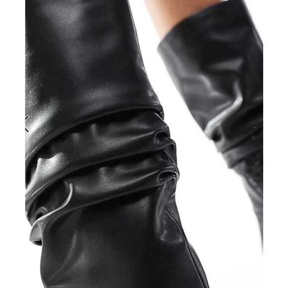 Glamorous Ruched Knee Boots with Gold Heel in Black Size 8 Black NWT - Picture 4 of 4